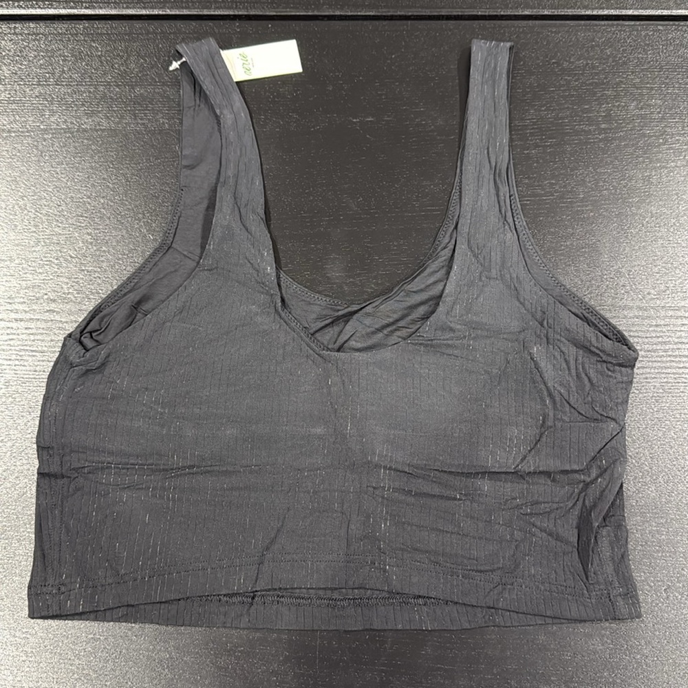 Aerie Black Cropped Tank Top with Built in Bra Liner - M - Picture 3 of 9